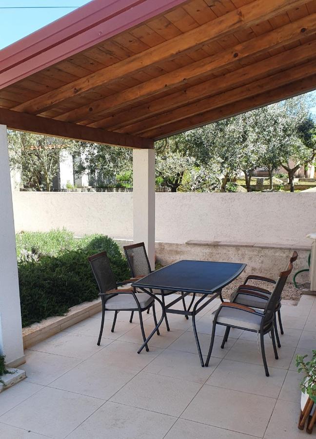 Villa Santa Eufemia Sutomiscica Exteriér fotografie